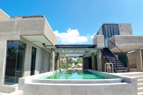Chalet de 4 dormitorios en Hua Hin, Tailandia № 169986