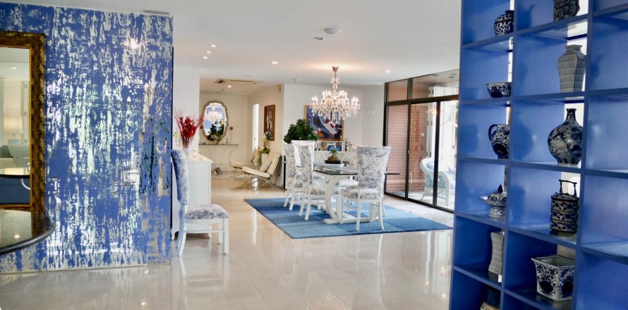 Condominio de 3 dormitorios en Bangkok, Tailandia № 143567