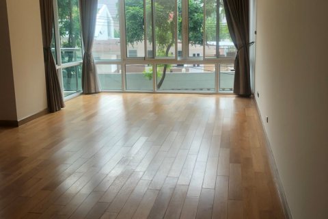 Condo à Bangkok, Thaïlande, 4 chambres  № 143563