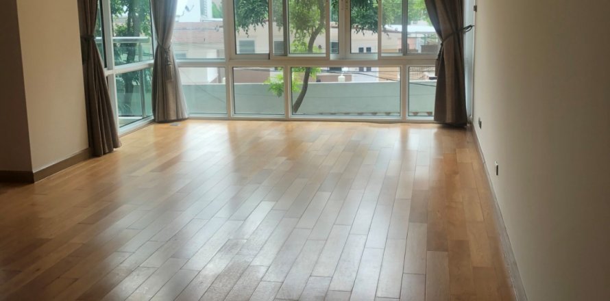Condominio de 4 dormitorios en Bangkok, Tailandia № 143563