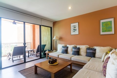 Condominio de 2 dormitorios en Cha-am, Tailandia № 169034 - foto 2