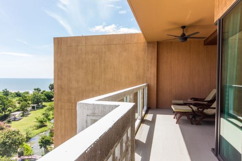 Condominio de 2 dormitorios en Cha-am, Tailandia № 169034 - foto 13