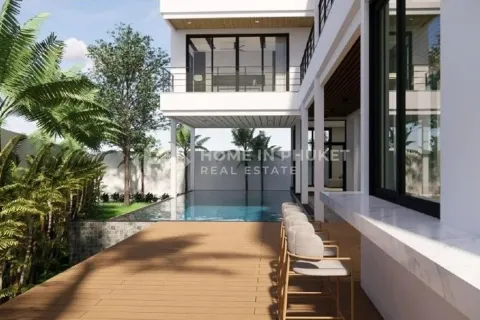 House in Rawai, Thailand 4 bedrooms № 233831 - photo 2