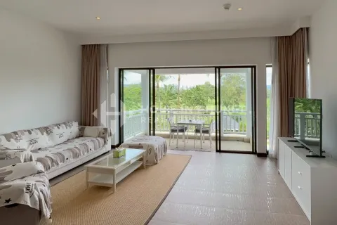 Condo in Phuket, Thailand, 2 bedrooms  № 214165 - photo 2