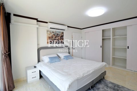 Condominio de 1 dormitorio en Pattaya, Tailandia № 208994 - foto 12