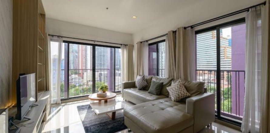 Apartamento de 2 dormitorios en Bangkok, Tailandia № 203079