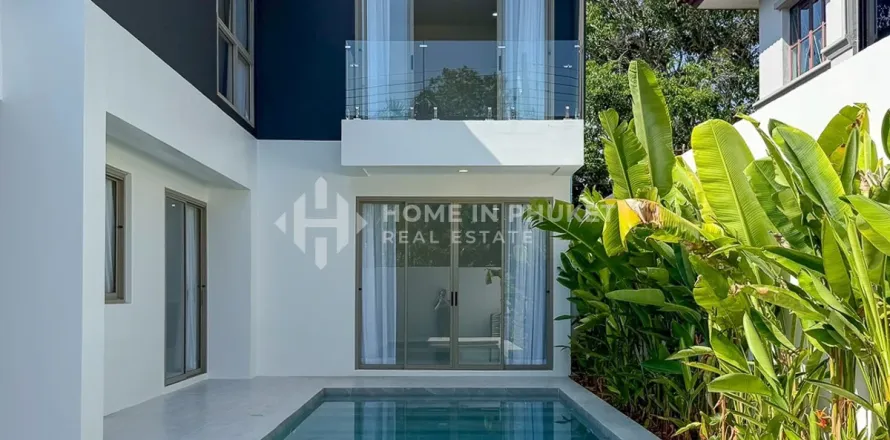 Casa de 4 dormitorios en Chalong, Tailandia № 163896