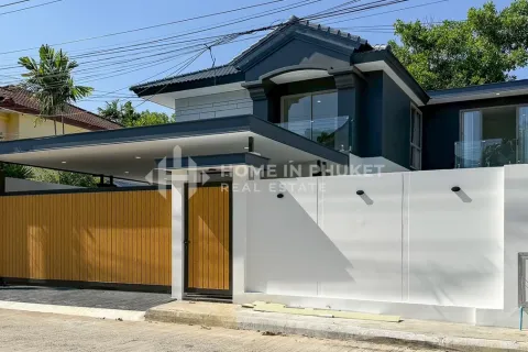 Casa de 4 dormitorios en Chalong, Tailandia № 163896 - foto 2