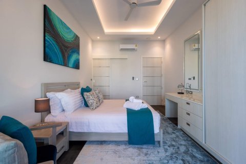 Chalet de 3 dormitorios en Hua Hin, Tailandia № 165793 - foto 30