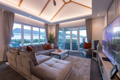 Chalet de 3 dormitorios en Hua Hin, Tailandia № 165794 - foto 6