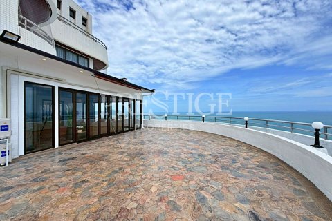 Condo in Pattaya, Thailand, 2 bedrooms № 202034 - photo 16