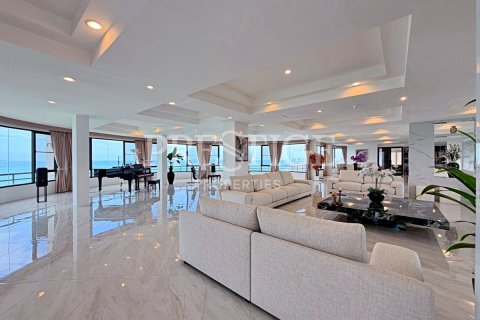 Condo in Pattaya, Thailand, 2 bedrooms № 202034 - photo 4