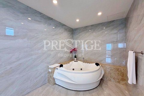 Condo in Pattaya, Thailand, 2 bedrooms № 202034 - photo 24