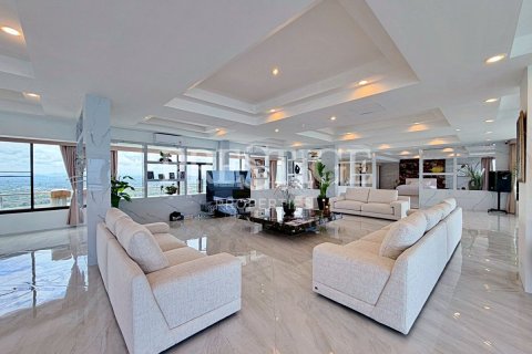 Condo in Pattaya, Thailand, 2 bedrooms № 202034 - photo 3
