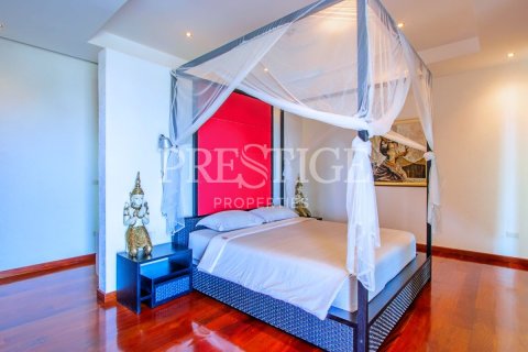 Casa de 7 dormitorios en Pattaya, Tailandia № 202032 - foto 11