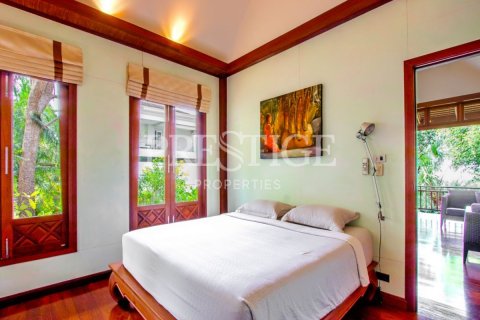 Casa de 7 dormitorios en Pattaya, Tailandia № 202032 - foto 21