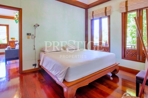 Casa de 7 dormitorios en Pattaya, Tailandia № 202032 - foto 22