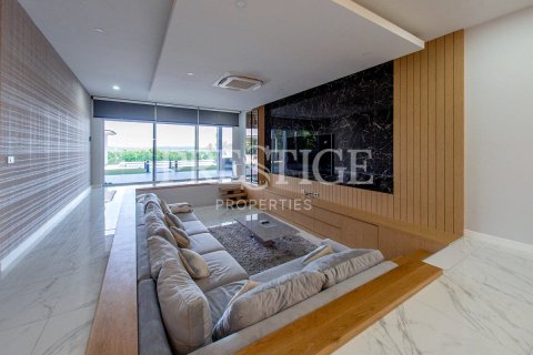 Casa de 4 dormitorios en Pattaya, Tailandia № 202033 - foto 5