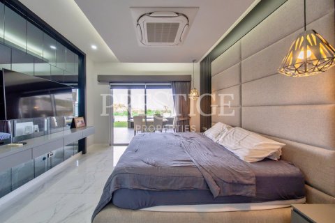 Casa de 4 dormitorios en Pattaya, Tailandia № 202033 - foto 9