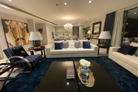 Condominio de 3 dormitorios en Bangkok, Tailandia № 180945 - foto 2