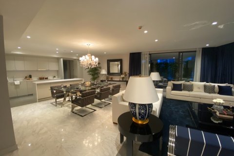 Condominio de 3 dormitorios en Bangkok, Tailandia № 180945 - foto 5