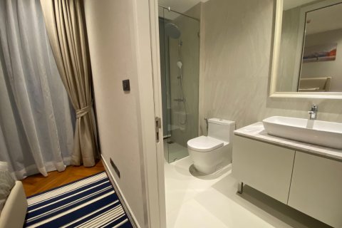 Condominio de 3 dormitorios en Bangkok, Tailandia № 180945 - foto 12