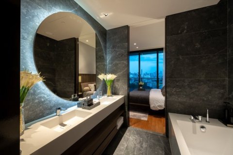 Condominio de 3 dormitorios en Bangkok, Tailandia № 180943 - foto 7