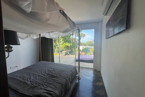 Chalet de 3 dormitorios en Ko Samui, Tailandia № 152682 - foto 18