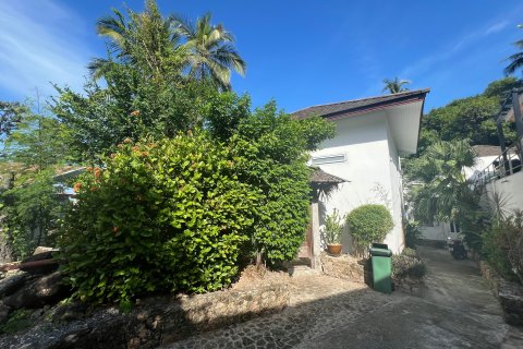 Chalet de 3 dormitorios en Ko Samui, Tailandia № 152682 - foto 25