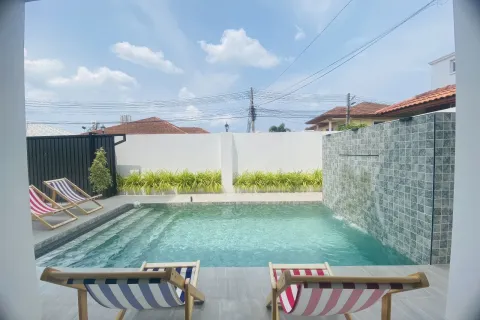 Haus in Pattaya, Thailand 5 Schlafzimmer № 155668 - Foto 4