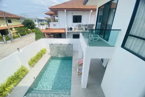 Haus in Pattaya, Thailand 5 Schlafzimmer № 155668 - Foto 18