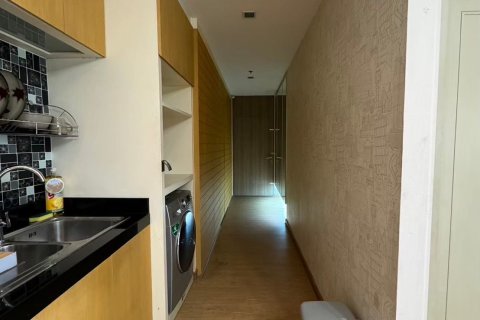 Condo in Watthana, Bangkok, Thailand, 3 bedrooms № 163252 - photo 9