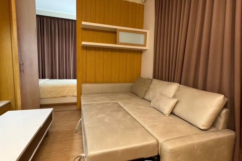 Condo in Watthana, Bangkok, Thailand, 3 bedrooms № 163252 - photo 2