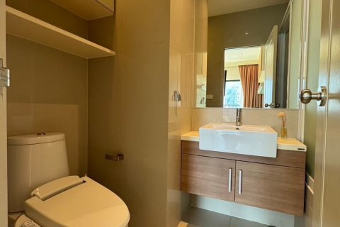 Condo in Watthana, Bangkok, Thailand, 3 bedrooms № 163252 - photo 23
