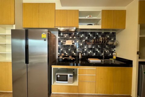 Condo in Watthana, Bangkok, Thailand, 3 bedrooms № 163252 - photo 7