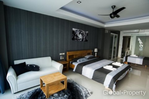 Hotel 3300 m2 en Pattaya, Tailandia № 168056 - foto 3