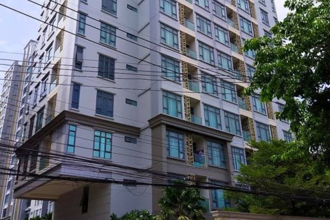 Condominio de 1 dormitorio en Phra Khanong, Bangkok, Tailandia № 200621 - foto 6