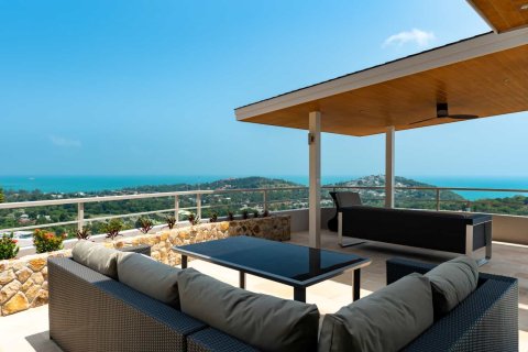 Chalet de 3 dormitorios en Ko Samui, Tailandia № 166543 - foto 17