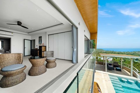 Chalet de 3 dormitorios en Ko Samui, Tailandia № 166544 - foto 4