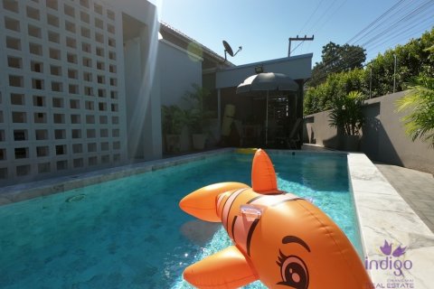 Casa de 3 dormitorios en Saraphi, Tailandia № 205601 - foto 4