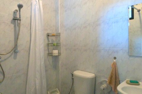 Casa de 3 dormitorios en Saraphi, Tailandia № 205601 - foto 16