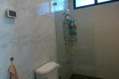 Casa de 3 dormitorios en Saraphi, Tailandia № 205601 - foto 18