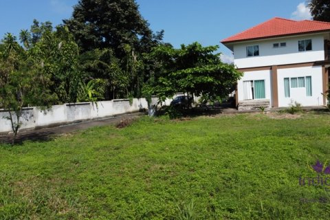 Terreno en San Sai, Tailandia № 205599 - foto 3