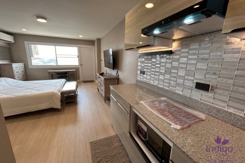Condominio de 1 dormitorio en Chiang Mai, Tailandia № 205597 - foto 2