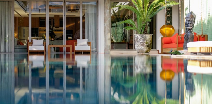 Villa in Phuket, Thailand 3 bedrooms № 233131