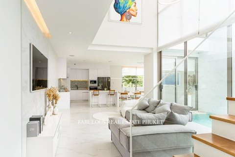 Villa in Bang Tao, Thailand 3 bedrooms № 179641