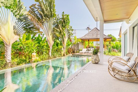 Chalet de 4 dormitorios en Bang Tao, Tailandia № 179640 - foto 6