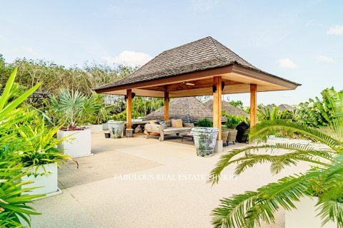 Chalet de 4 dormitorios en Bang Tao, Tailandia № 179640 - foto 7