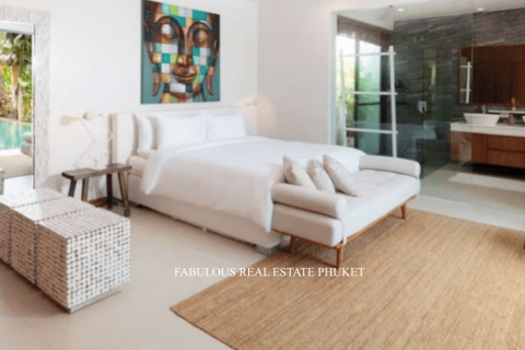 Chalet de 4 dormitorios en Bang Tao, Tailandia № 179640 - foto 5