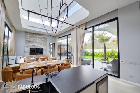 Villa in Bang Tao, Thailand 3 Schlafzimmer № 179639 - Foto 4